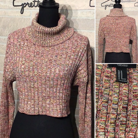 Forever 21 Sweaters - Forever 21 - Sz M - turtleneck crop sweater 🤩
